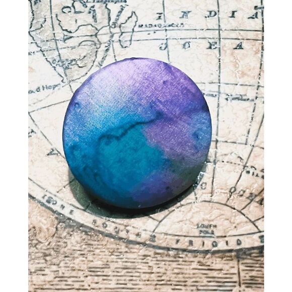 90's Funky Tie-Dye Earrings  - Picture 2 of 3